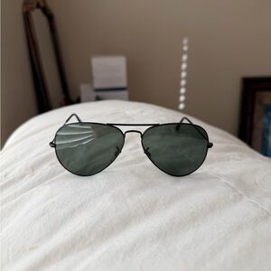 Classic Black Aviator Sunglasses